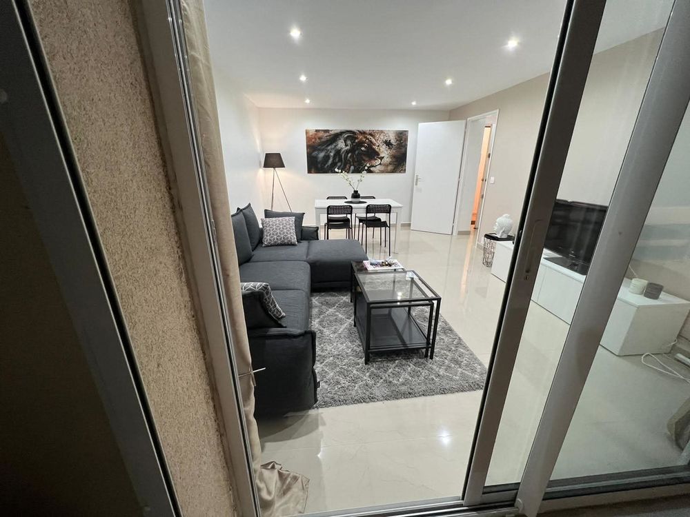 Vente Appartement F2 piscine rénové Fréjus