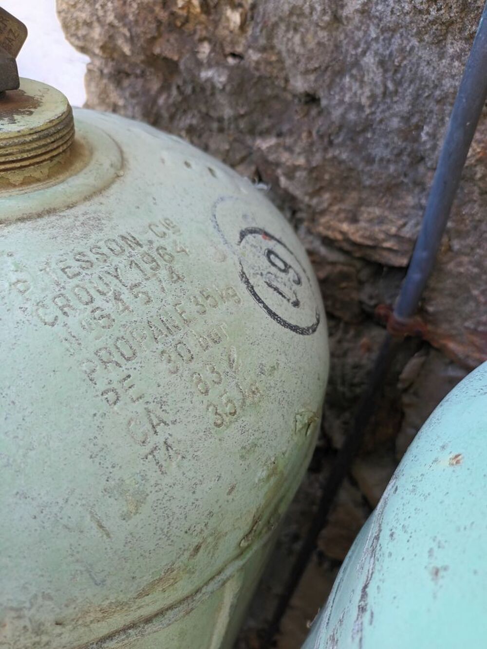 2 bouteilles propane 35kg vides Bricolage