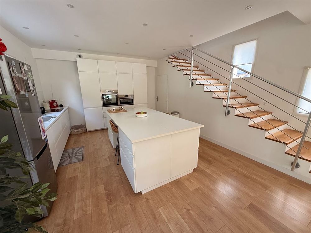 � vendre  Maison Six-Fours-les-Plages (83140)