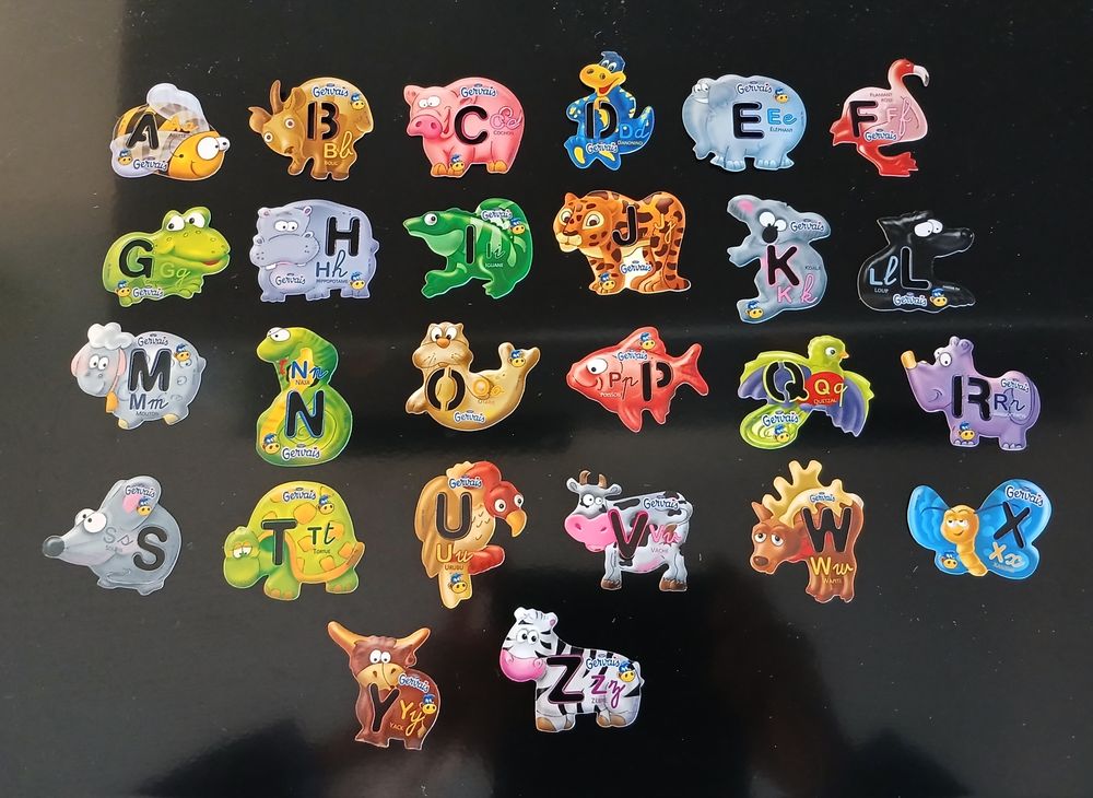 MAGNETS ALPHABETIQUES FORME POCHOIRS GERVAIS THEME ANIMAUX 