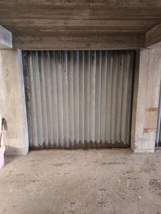  Remise / Grange à vendre  Lussac-les-châteaux