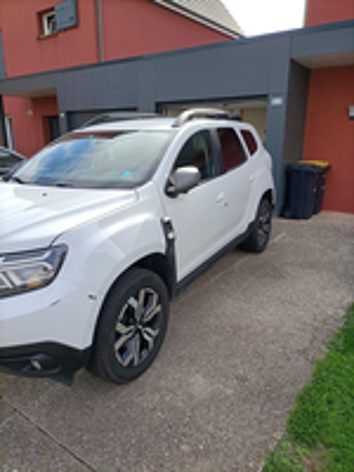 Duster Blue dCi 115 4x2 Journey 2023 occasion 14130 Saint-Gatien-des-Bois