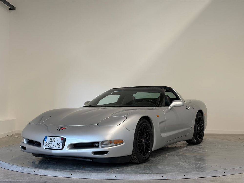 Corvette Coup&eacute; 5.7 V8 A 1998 occasion 30132 Caissargues