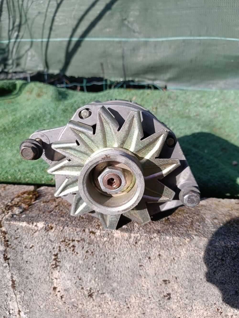 Alternateur, v&eacute;hicule laguna 1.9 Dci (Pak lux) ann&eacute;e 2000 Bricolage