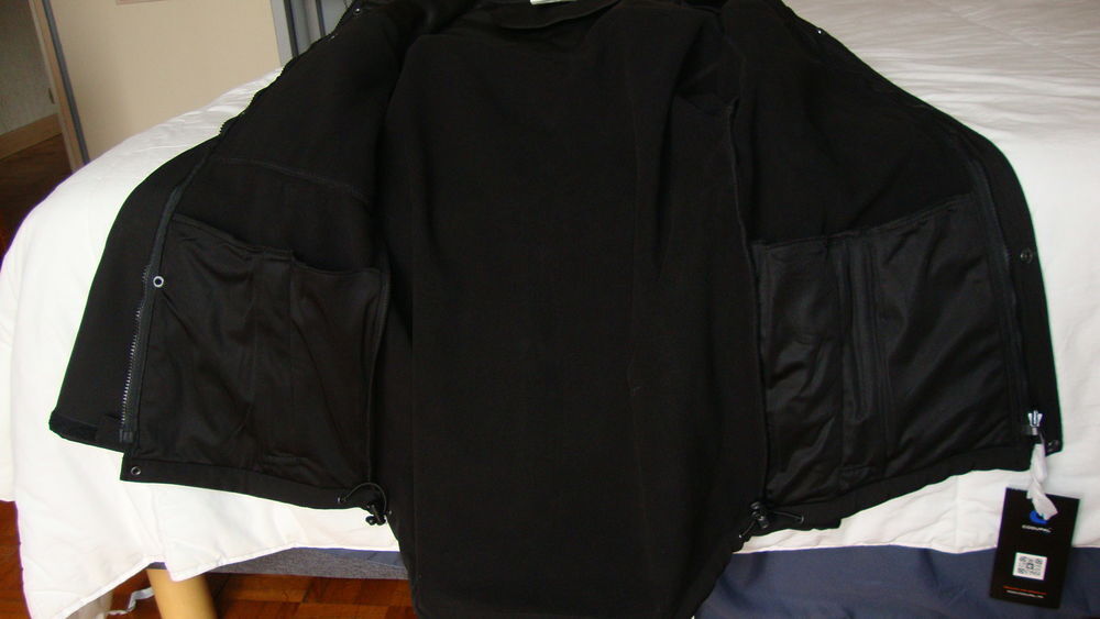 veste softshell noire neuve Vêtements