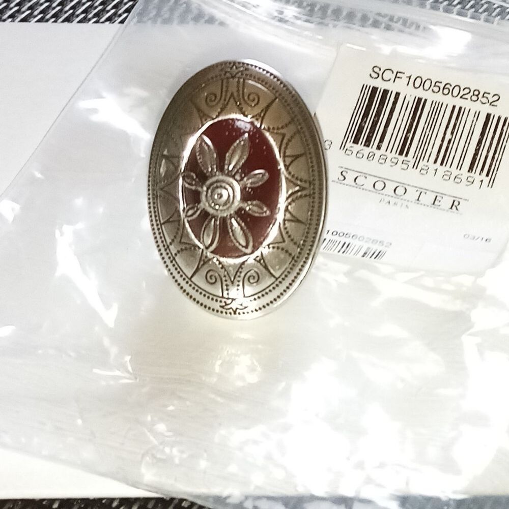 Bague ethnique Scooter neuve Bijoux et montres