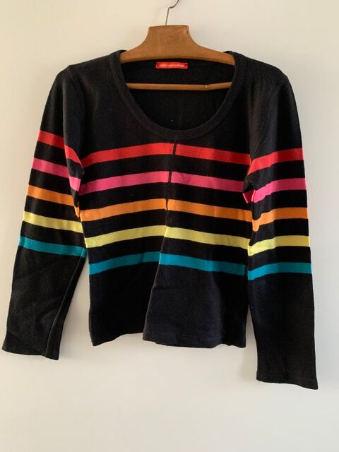 pull Alain MANOUKIAN 10 Rognac (13)