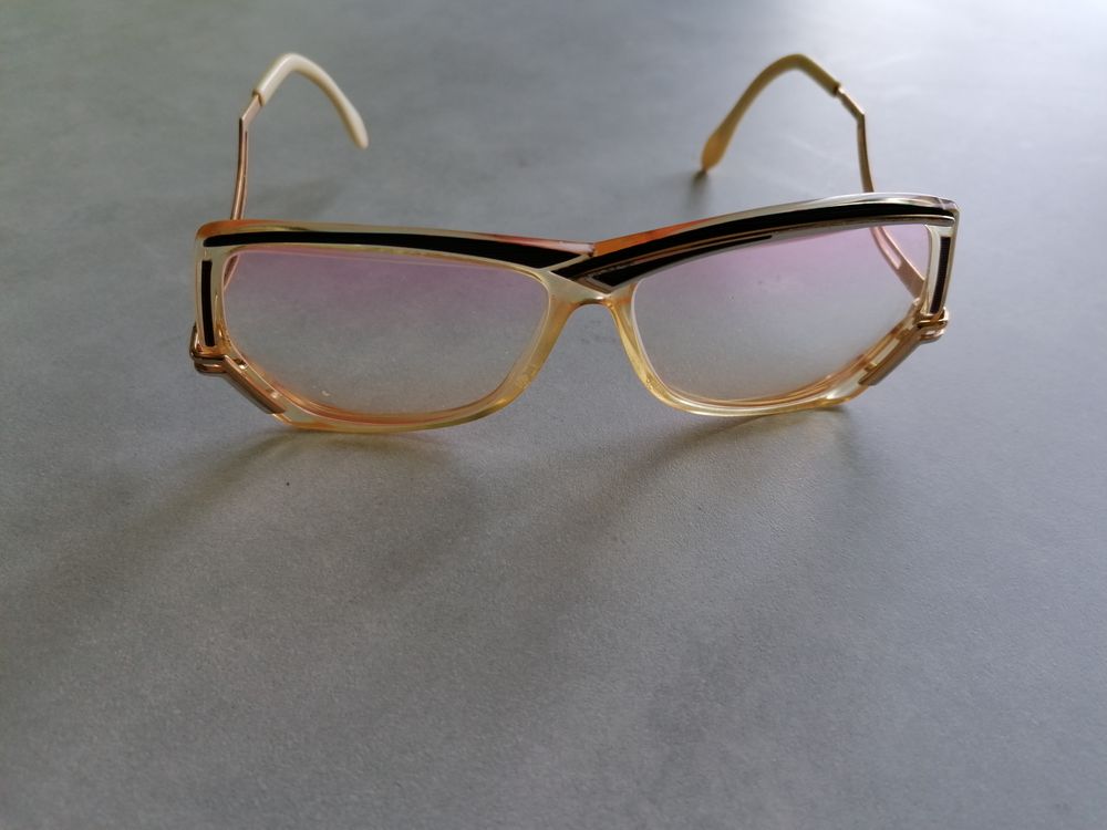 Montures lunettes femme Bijoux et montres