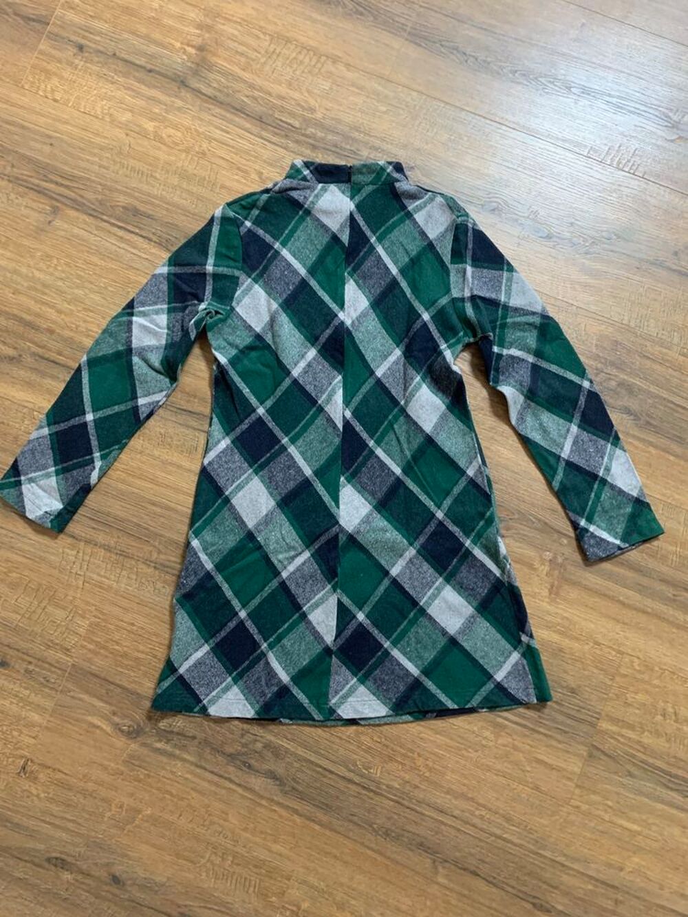 Robe femme " Shein " Vêtements