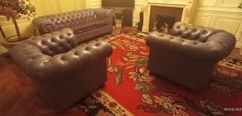 Salon Chesterfield  Canap + 2 fauteuils en cuir 750 Paris (75)