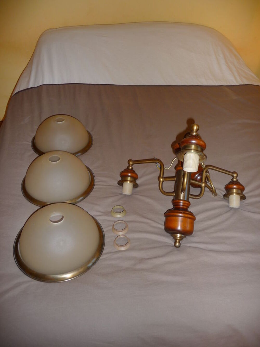 PLAFONNIER BOIS LAITON Décoration