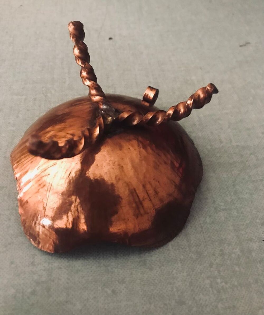 Cendrier en cuivre sous forme de feuille d'arbre Décoration