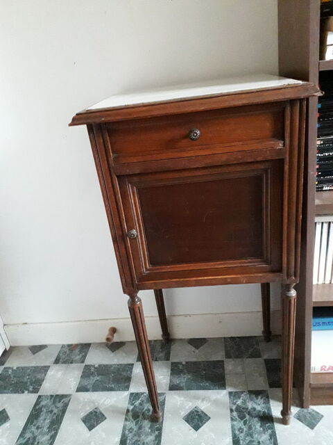 table chevet ancienne style1950? ou de coin salon 15 Machecoul (44)