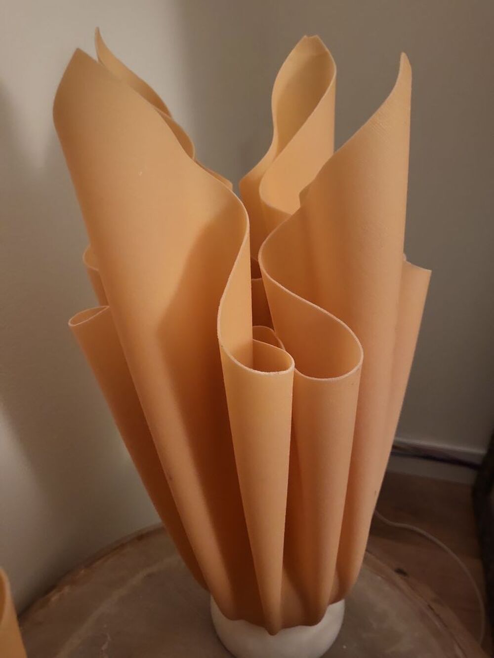 Lampe 1960/70 Georgia Jacob
OPHELIE
EXCELLENT ETAT Décoration
