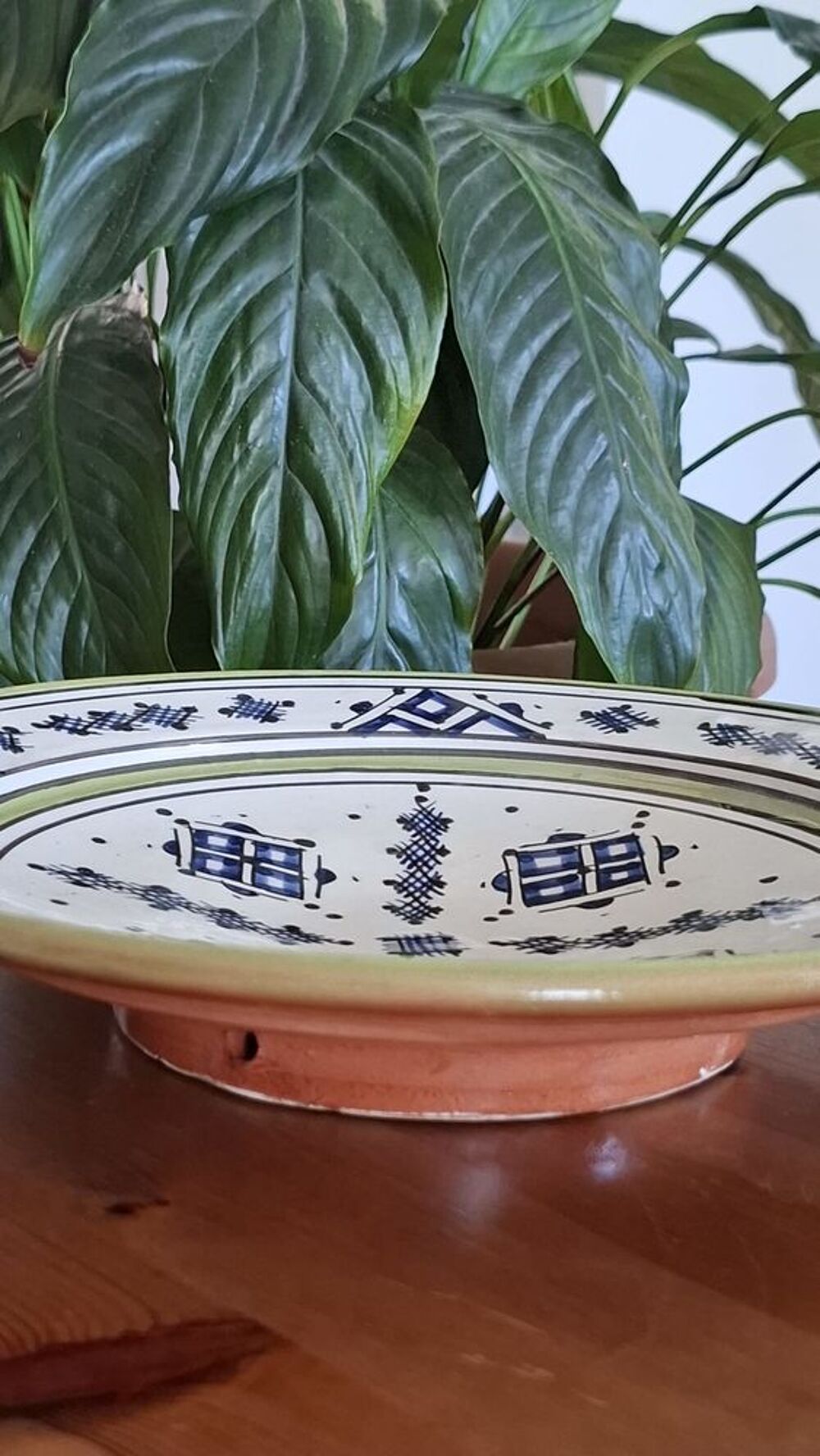 Lot de 2 Assiettes Creuses / D&eacute;co Murale C&eacute;ramique de F&egrave;s ? Décoration
