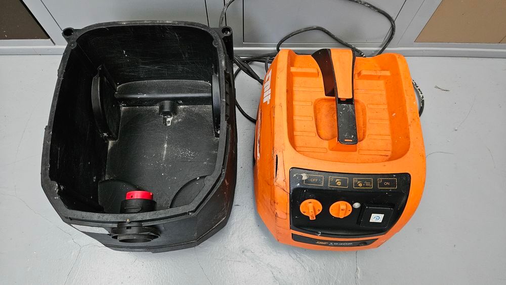 Aspirateur professionnel SPIT 1630P
Bricolage