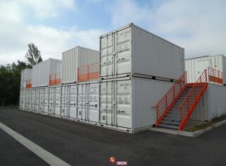  Parking / Garage  louer 4 m