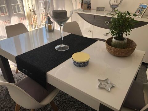 Salle à manger quasiment neuve 250 Biarritz (64)