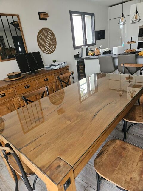 Table chne massif 450 Le Plessis-Grammoire (49)
