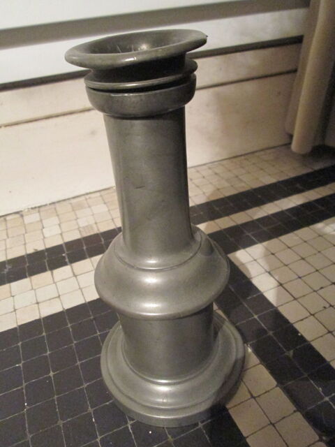 Ancien pied de lampe en �tain 8 Herblay (95)