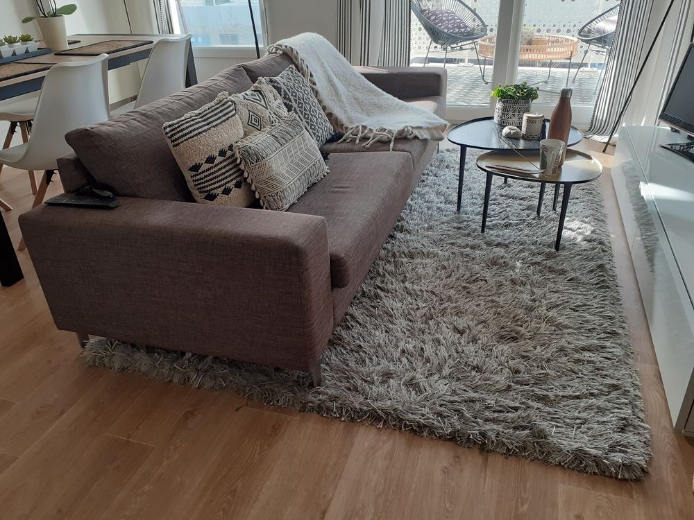 Tapis &agrave; m&egrave;che gris / taupe Décoration