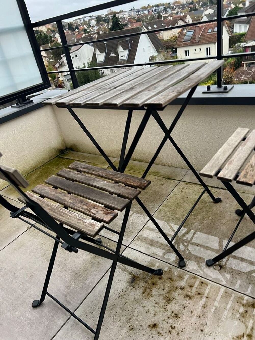 table ext&eacute;rieur + chaise Jardin