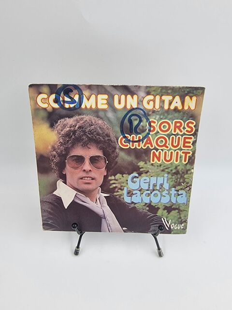 Vinyle 45 tours Gerri Lacosta : Comme un Gitan / Sors Chaque 3 Vulbens (74)