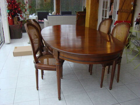TABLE ET CHAISES LOUIS XVI 600 Le Chtelet-sur-Retourne (08)