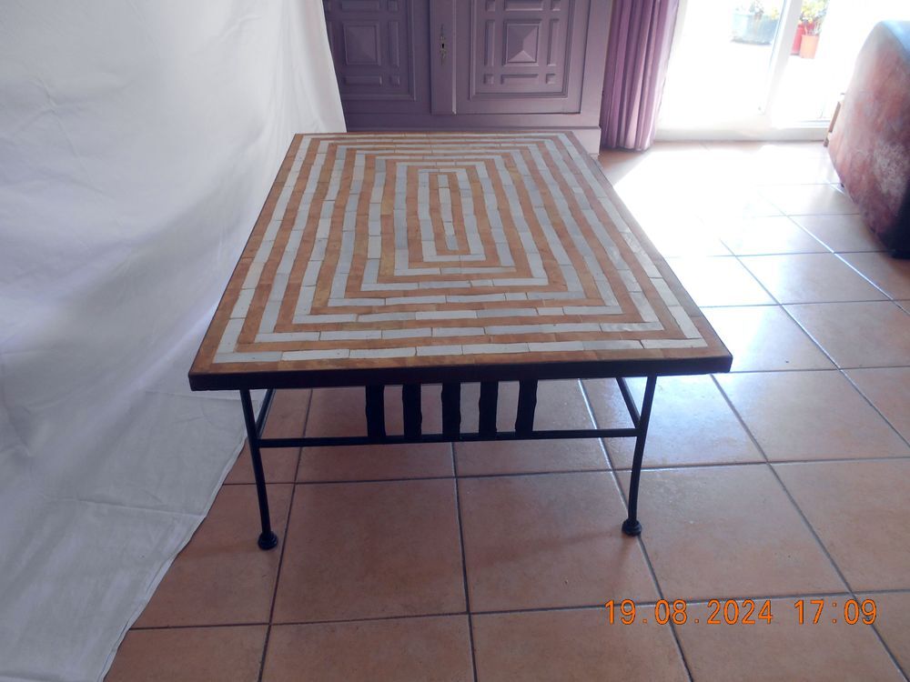 TABLE BASSE FER FORGE ET ZELLIGE Meubles