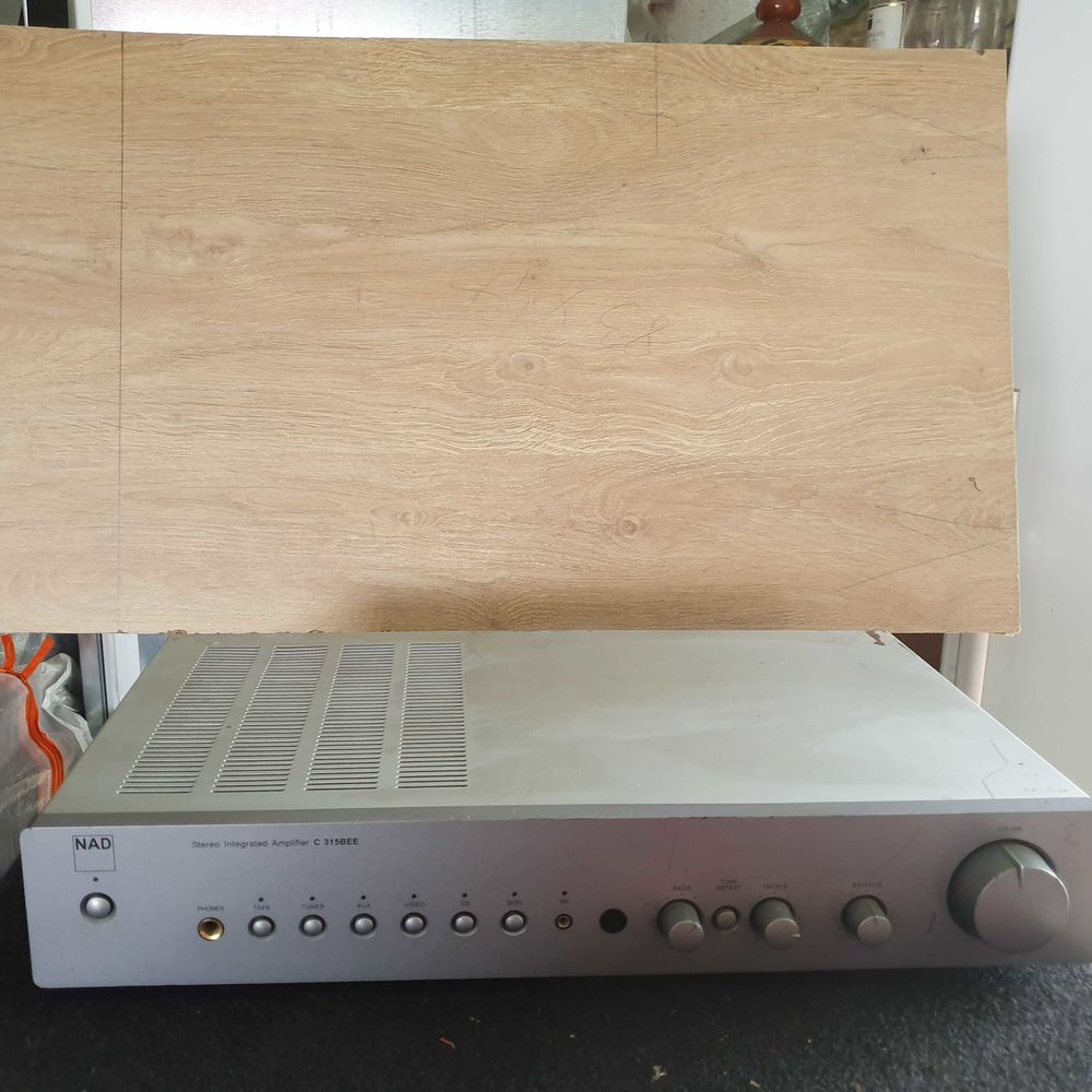 NAD C315 BEE Titane
Amplis hi-fi st&eacute;r&eacute;o Instruments de musique