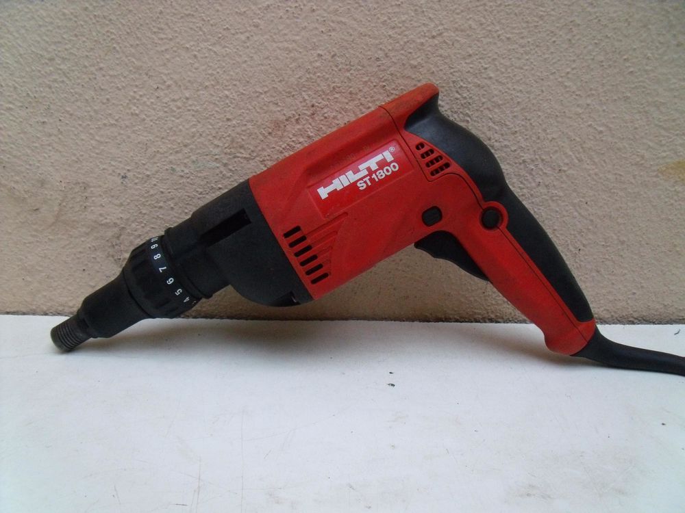 HILTI ST 1800 - Visseuse construction m&eacute;tallique Bricolage
