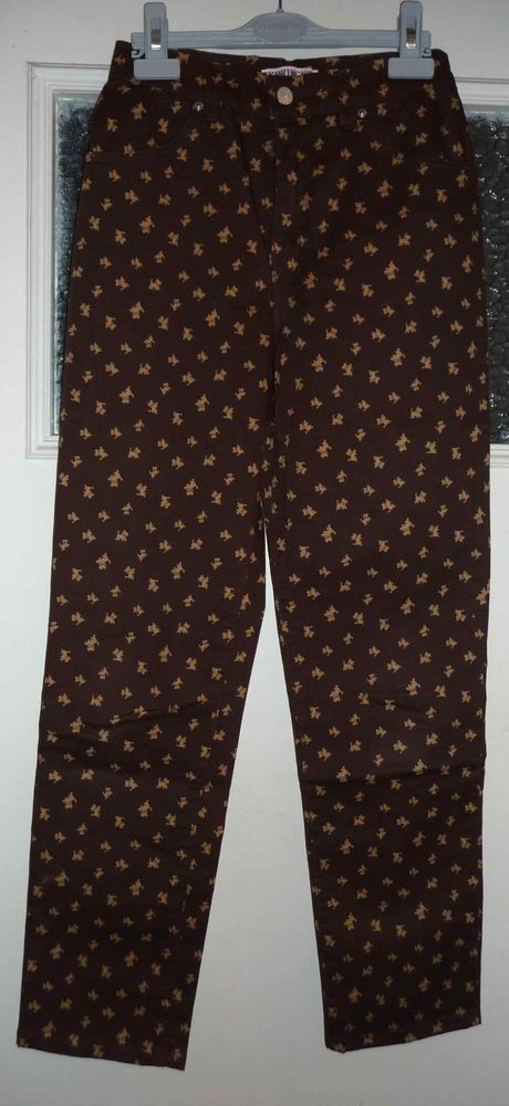 SUPERBE PANTALON " CHIPIE " Neuf Vêtements