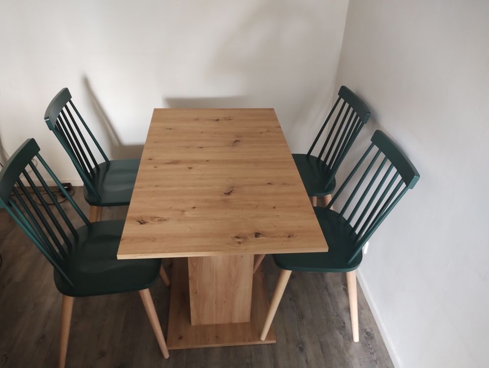 Table extensible avec 4 chaises Meubles