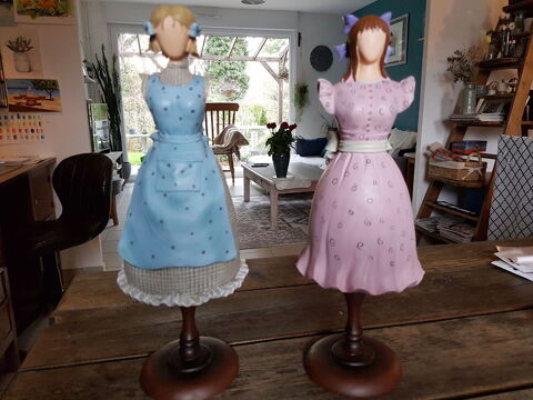 2 statuettes poupes 29 Boulogne-sur-Mer (62)