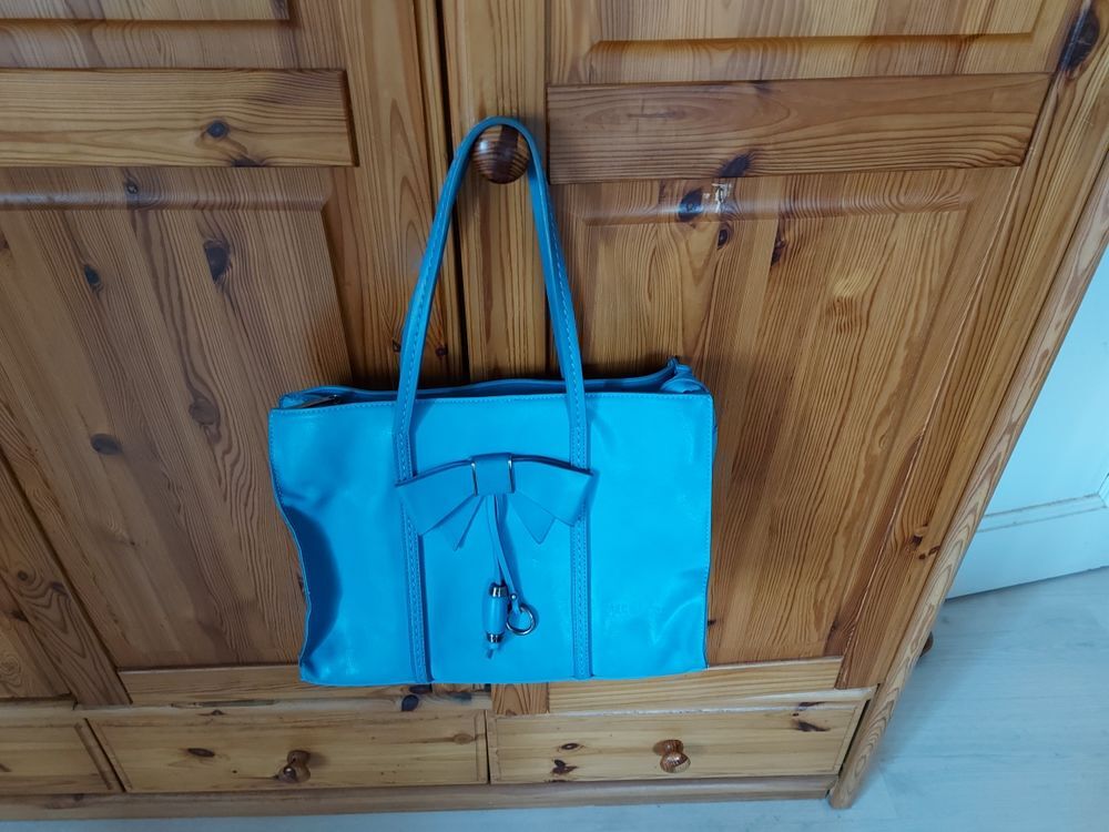 Sac &agrave; main et portefeuille turquoise Mac Alyster Maroquinerie