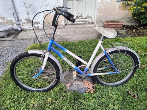 velo bleu 15 Tarbes (65)