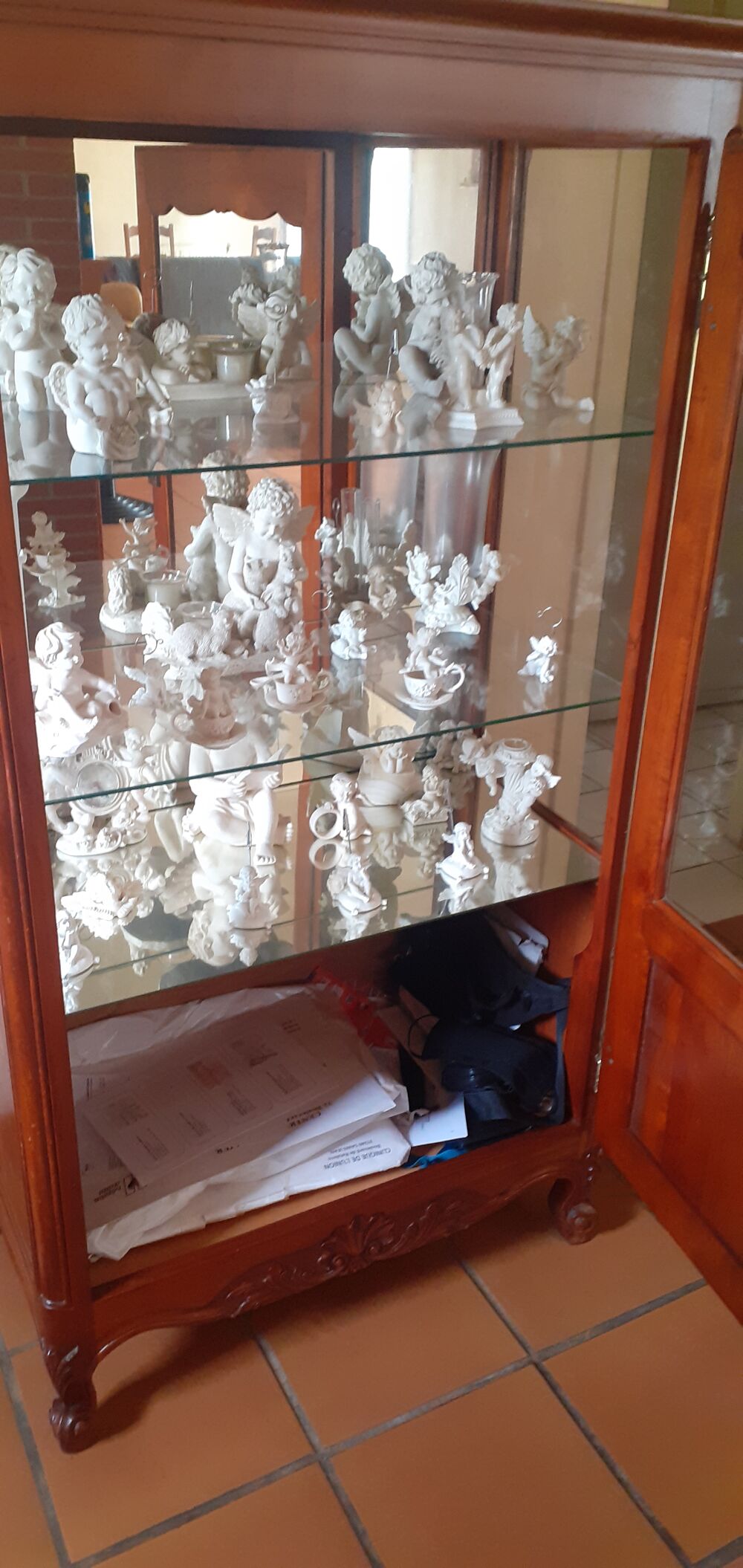Vitrine en merisier Meubles