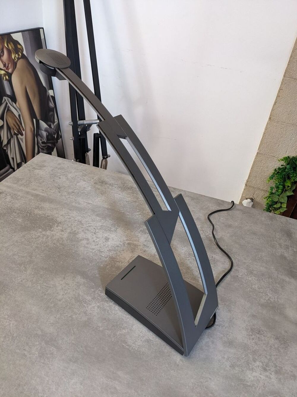 PORCHE Lampe de bureau extensible mod&egrave;le Jazz con&ccedil;ue par Fer Décoration