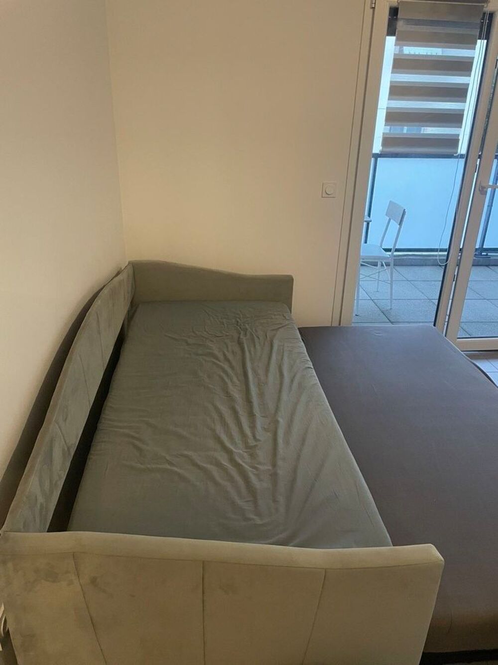 Lit gigogne 90/180x200 + 2 matelas 90x200 €" tr&egrave;s bon &eacute;tat Meubles