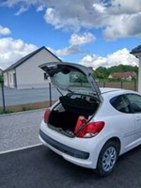 207 Je veux change de voiture 2009 occasion 23000 Saint-Fiel