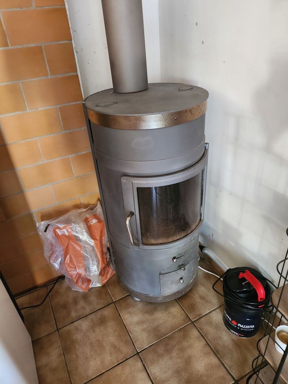Gros po&ecirc;le &agrave; bois Bricolage
