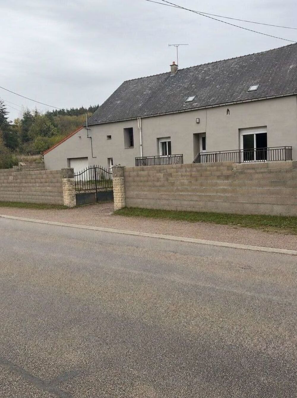 Vente Maison Maison individuelle avec dépendances Barnay