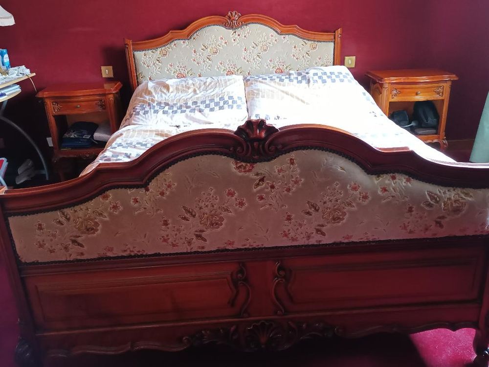 Chambre a coucher +matlelas Meubles