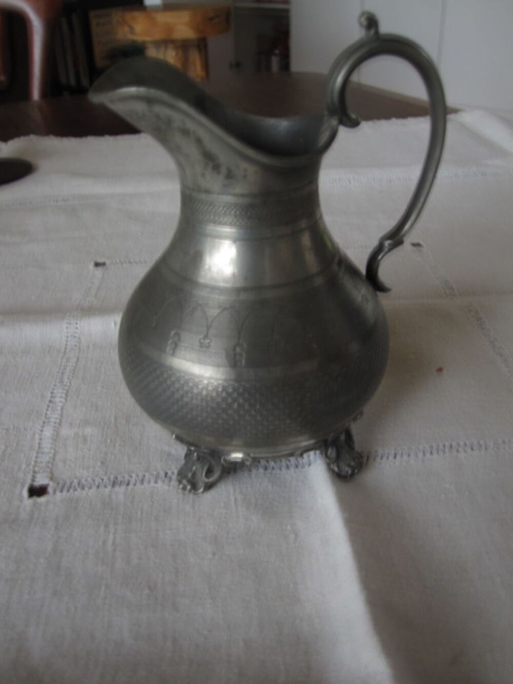 Petit pichet &eacute;tain Décoration