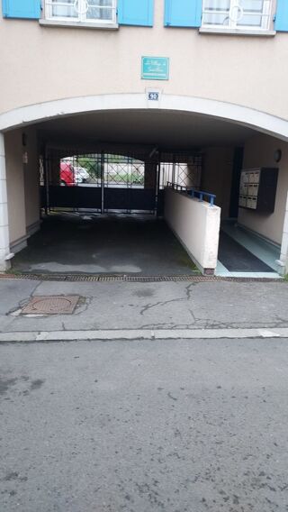  Parking / Garage � louer 15 m� Saint-brice-sous-for�t
