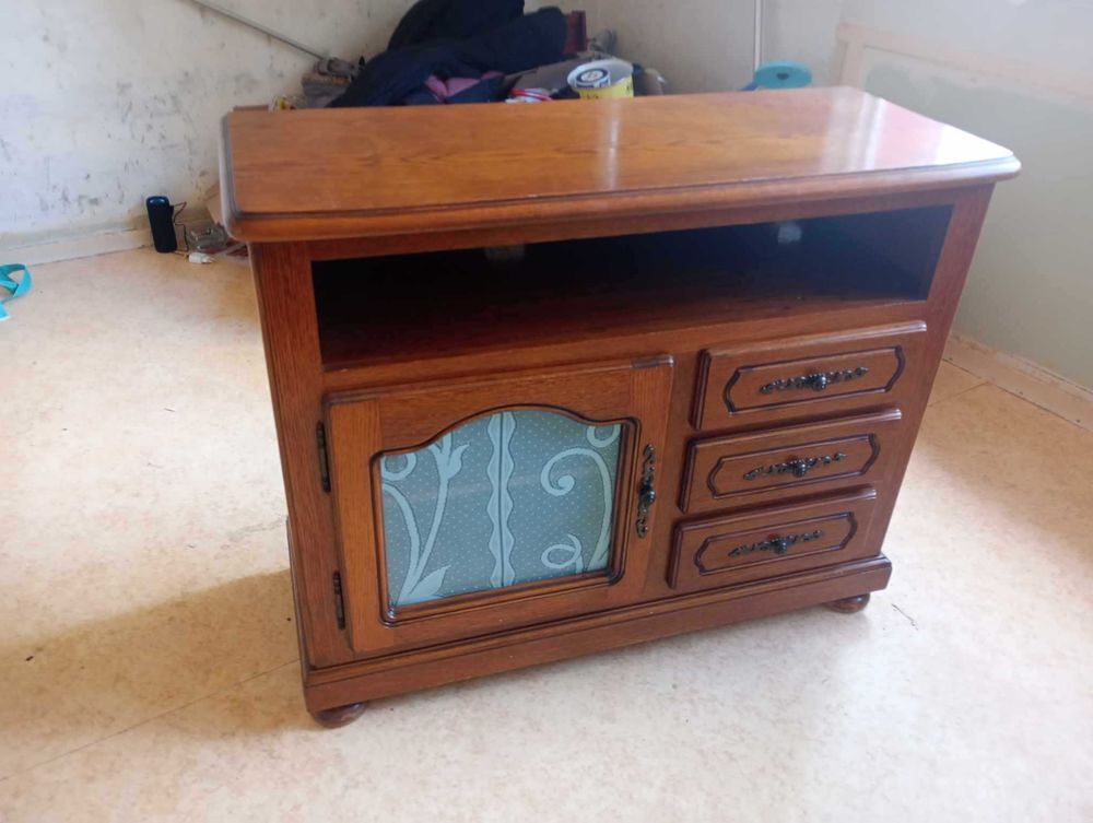 meuble sale &agrave; manger Meubles