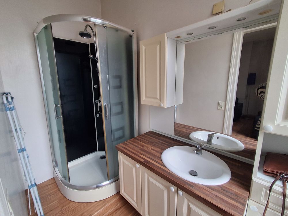 Location Appartement appartement F2 Meublé au 31 rue du Jard à Reims Reims