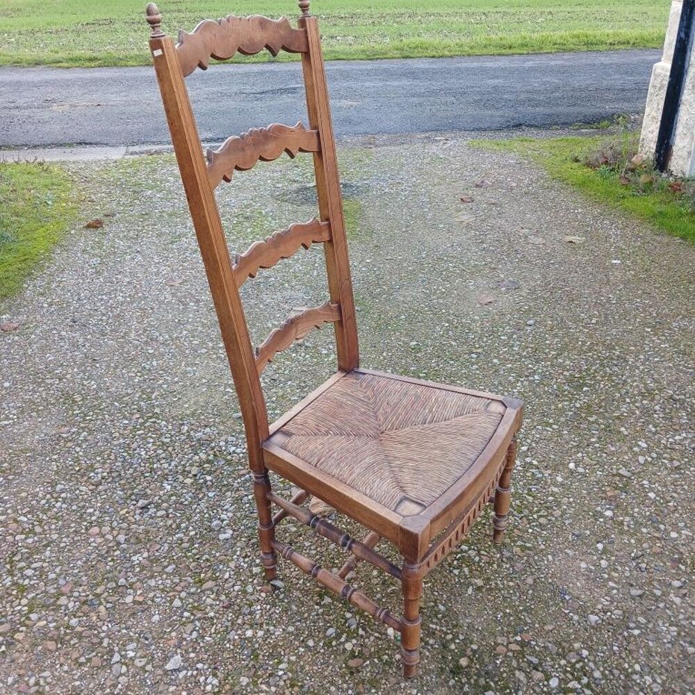 chaise ancienne de nourrice 
