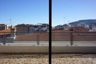  Appartement � louer 5 pi�ces 155 m�