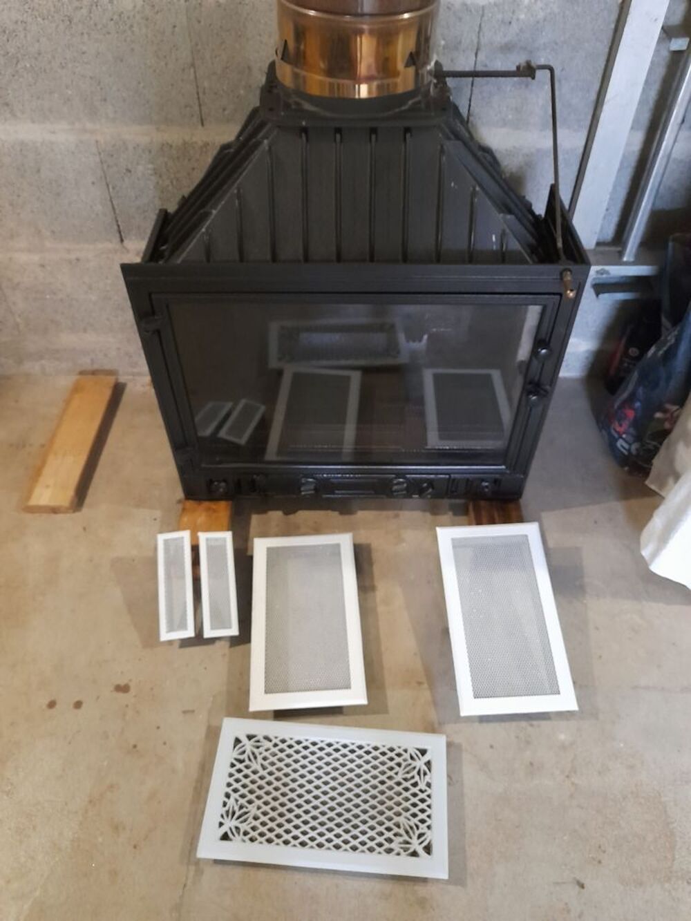 Insert &agrave; bois Bricolage